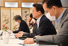 방기선 기획재정부 차관이 22일 서울 종로구 정부서울청사에서 열린 ‘제3차 비상경제차관회의 를 주재, 모두발언을 하고 있다.