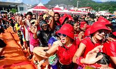 Provincial festival uses summer fun to save tomatoes from waste