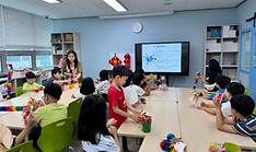 Province expands monthly subsidies to undocumented children