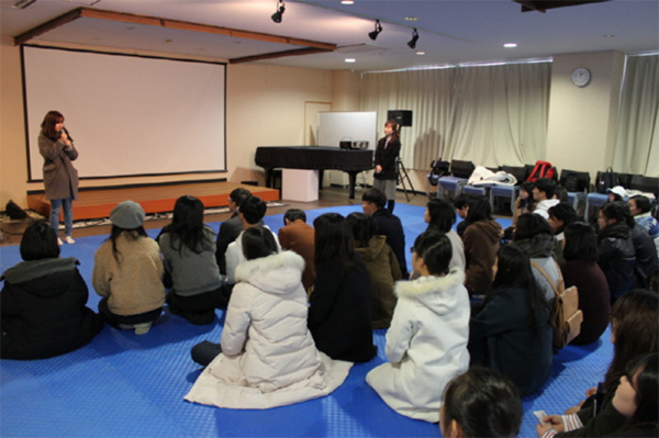 e_사진7_마지막 소감을 발표하는 한국 학생 대표.jpg 