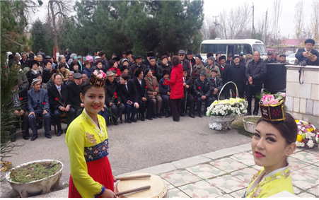 고려인 동포들의 한국 전통 명절 행사 – 출처 : koryo-saram.ru
